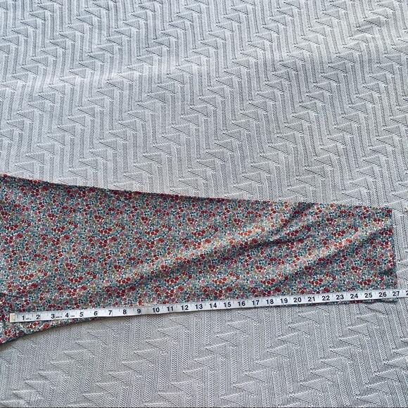 Vintage Jack Henry red floral clam diggers - Picture 10 of 10